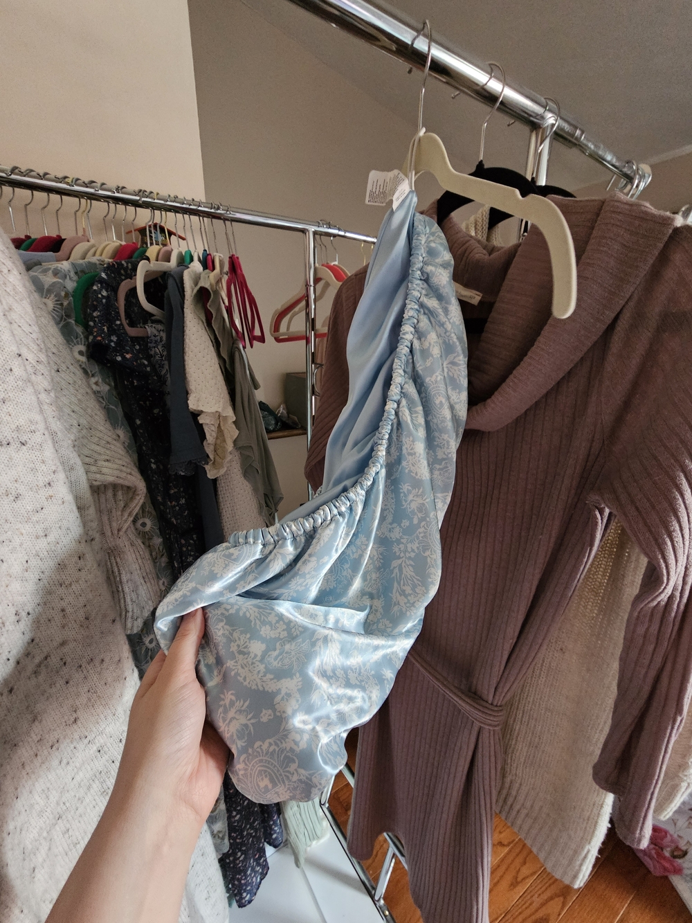 Kitsch Light Blue Floral Silk Hair Wrap